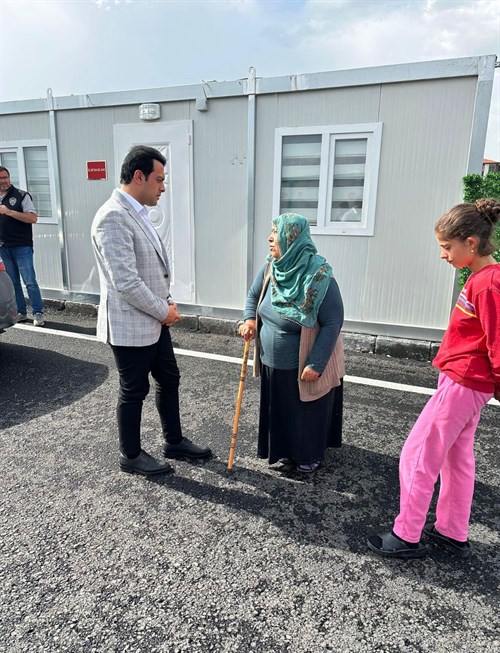 Kaymakamımız Sayın Muhammed Safa KÖMÜRCÜ Kaynarca Geçici Konaklama Merkezi'nde 